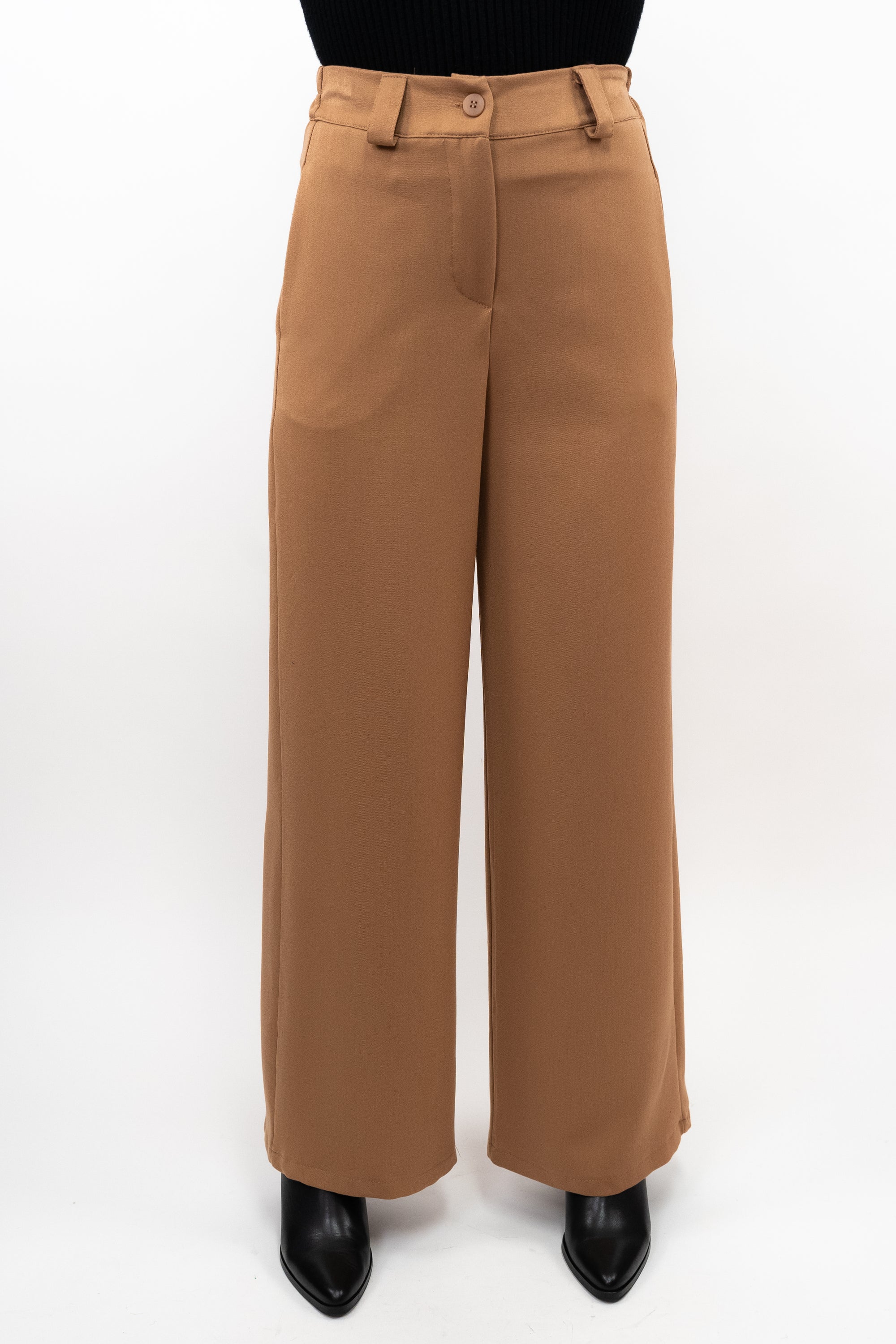 Straight-Cut Wide-Leg Trousers