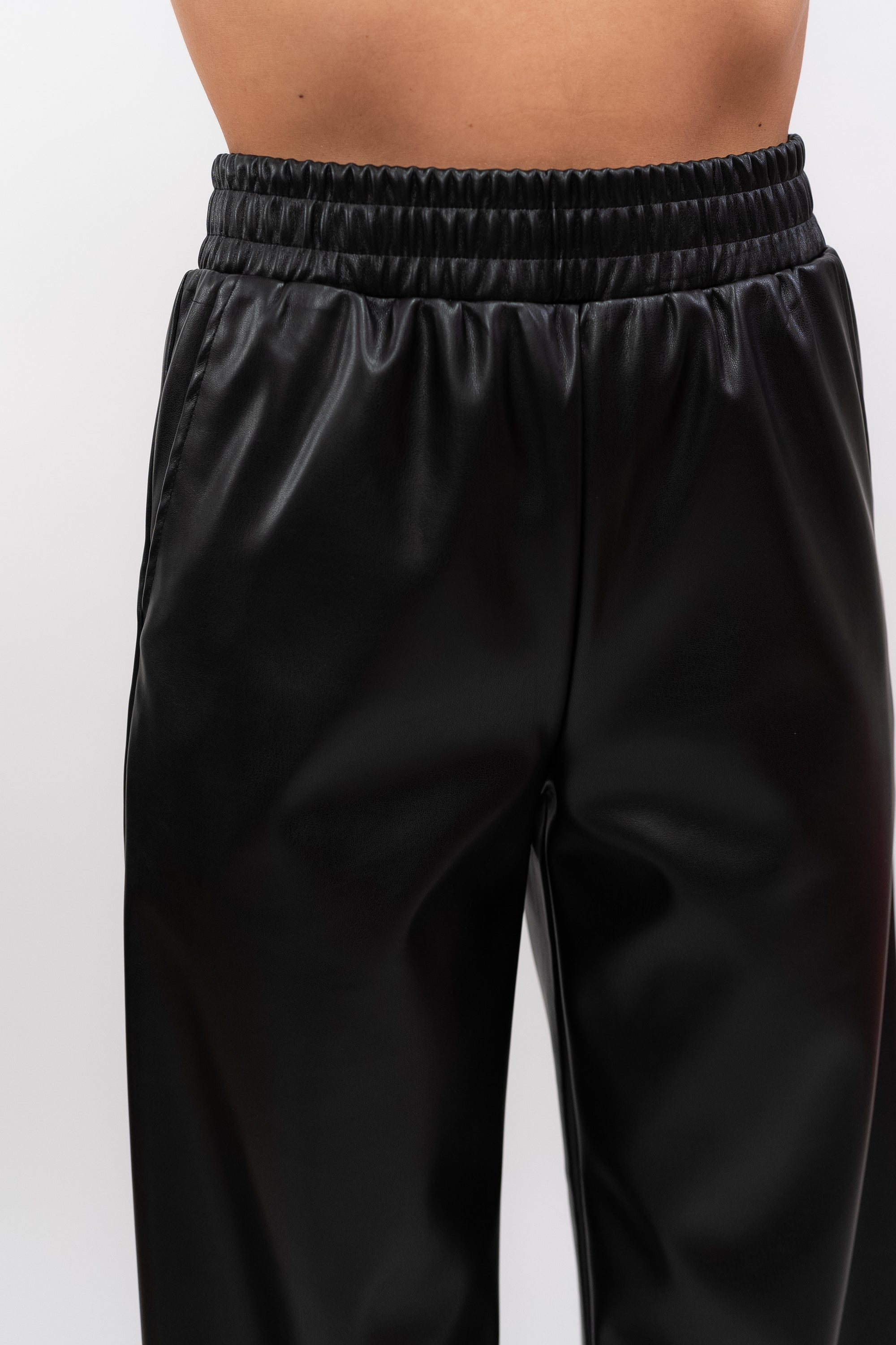 Wide-Leather Trousers with Elastic