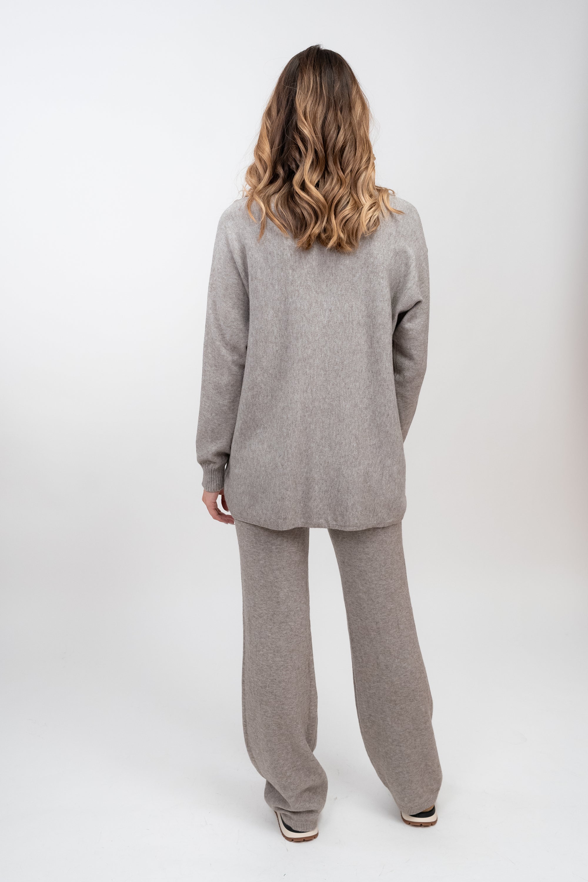 Conjunto de Malha Camisola com Botões + Calças