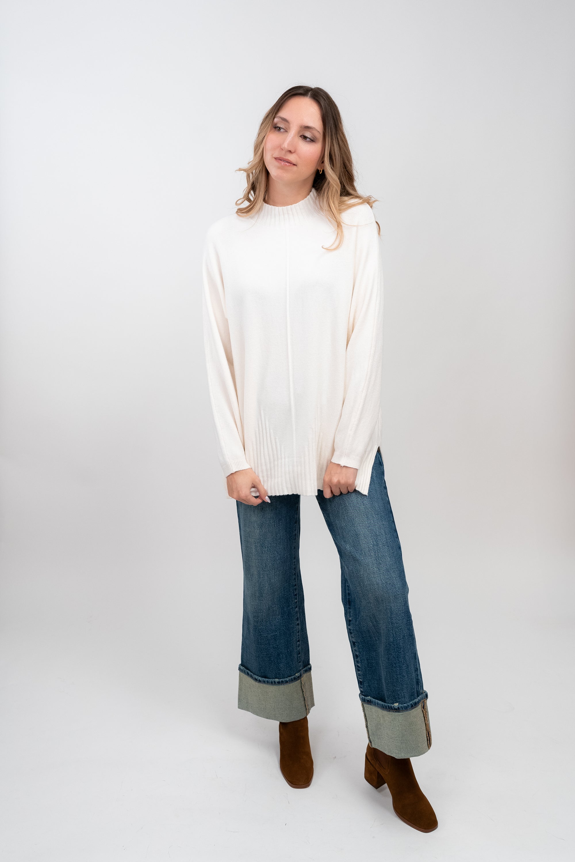 Knitted Sweater with Half Collar