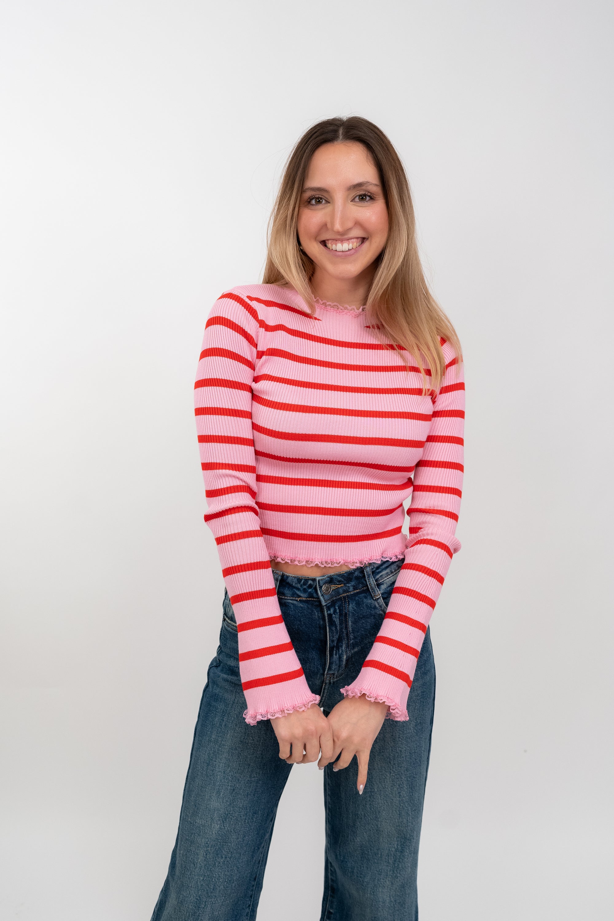 Camisola de Malha Cropped com Riscas e Renda