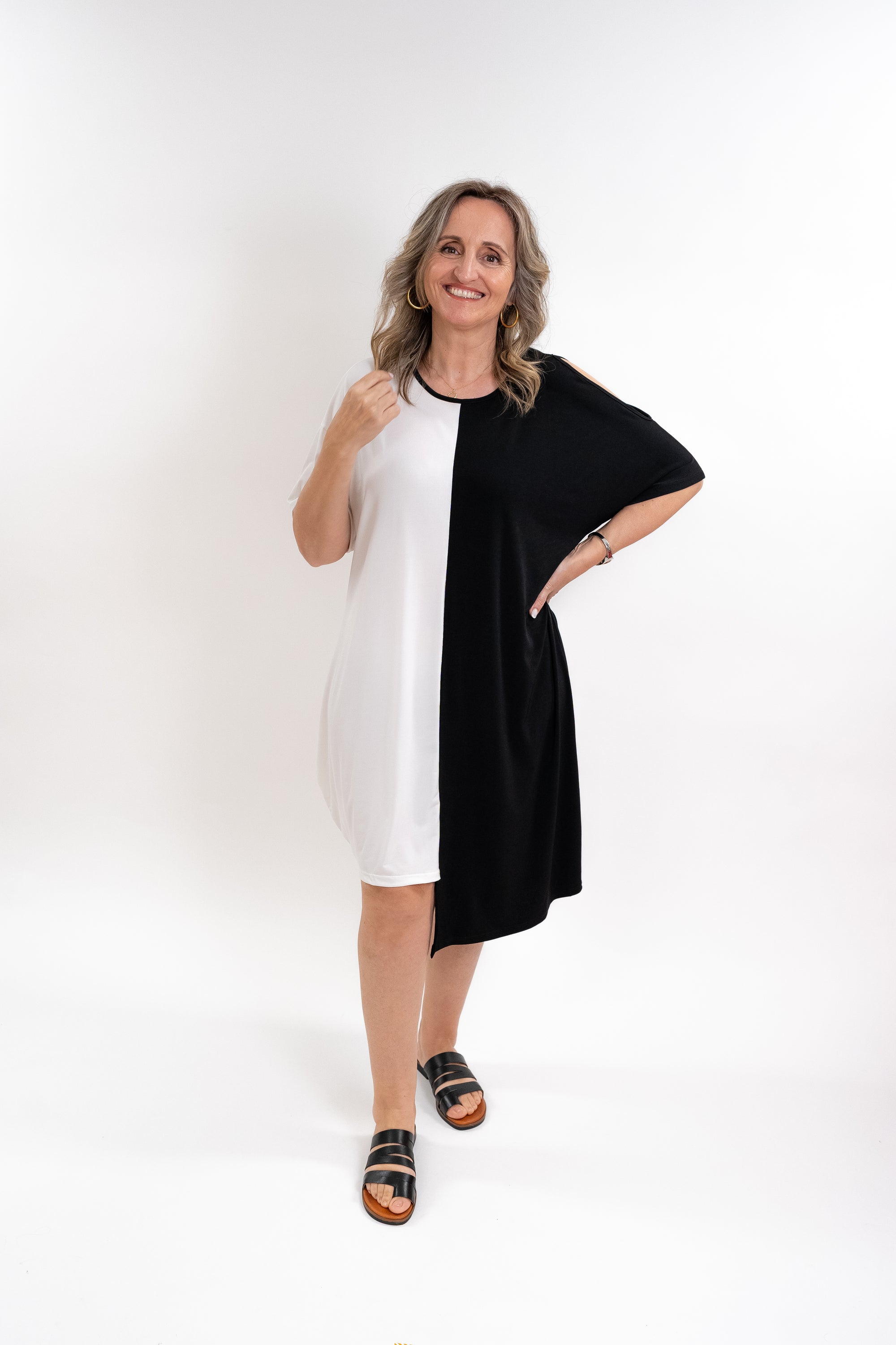 Vestido decote redondo bicolor RÜGA