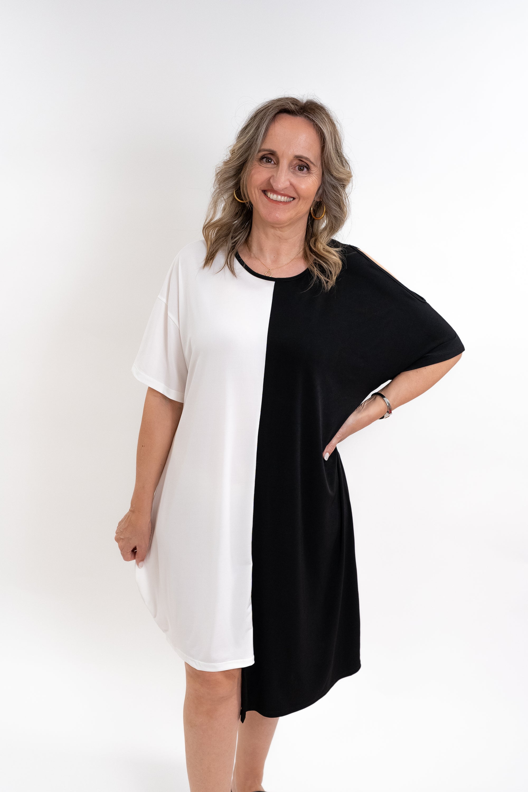 Vestido decote redondo bicolor RÜGA