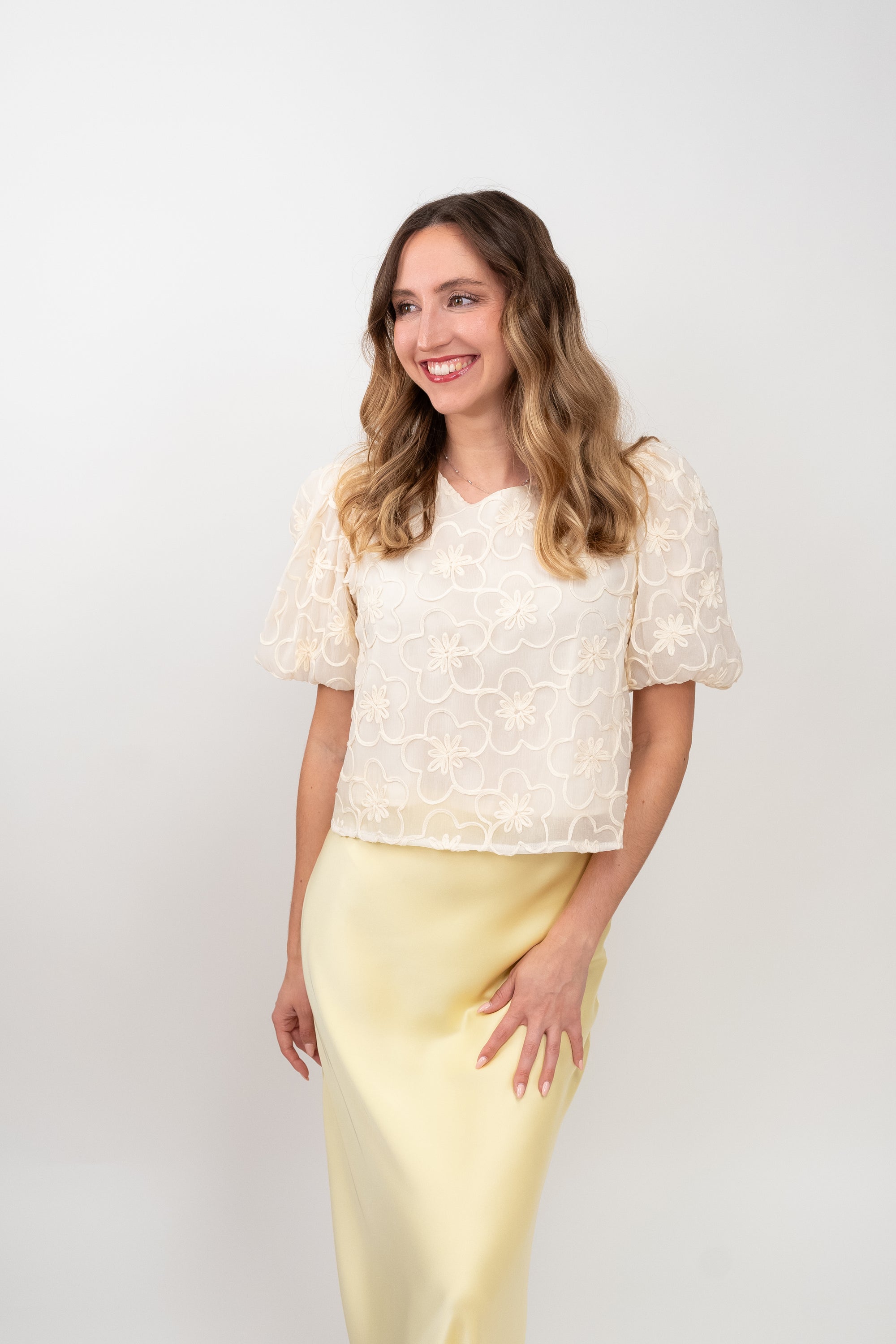 Blusa com Mangas em Balão