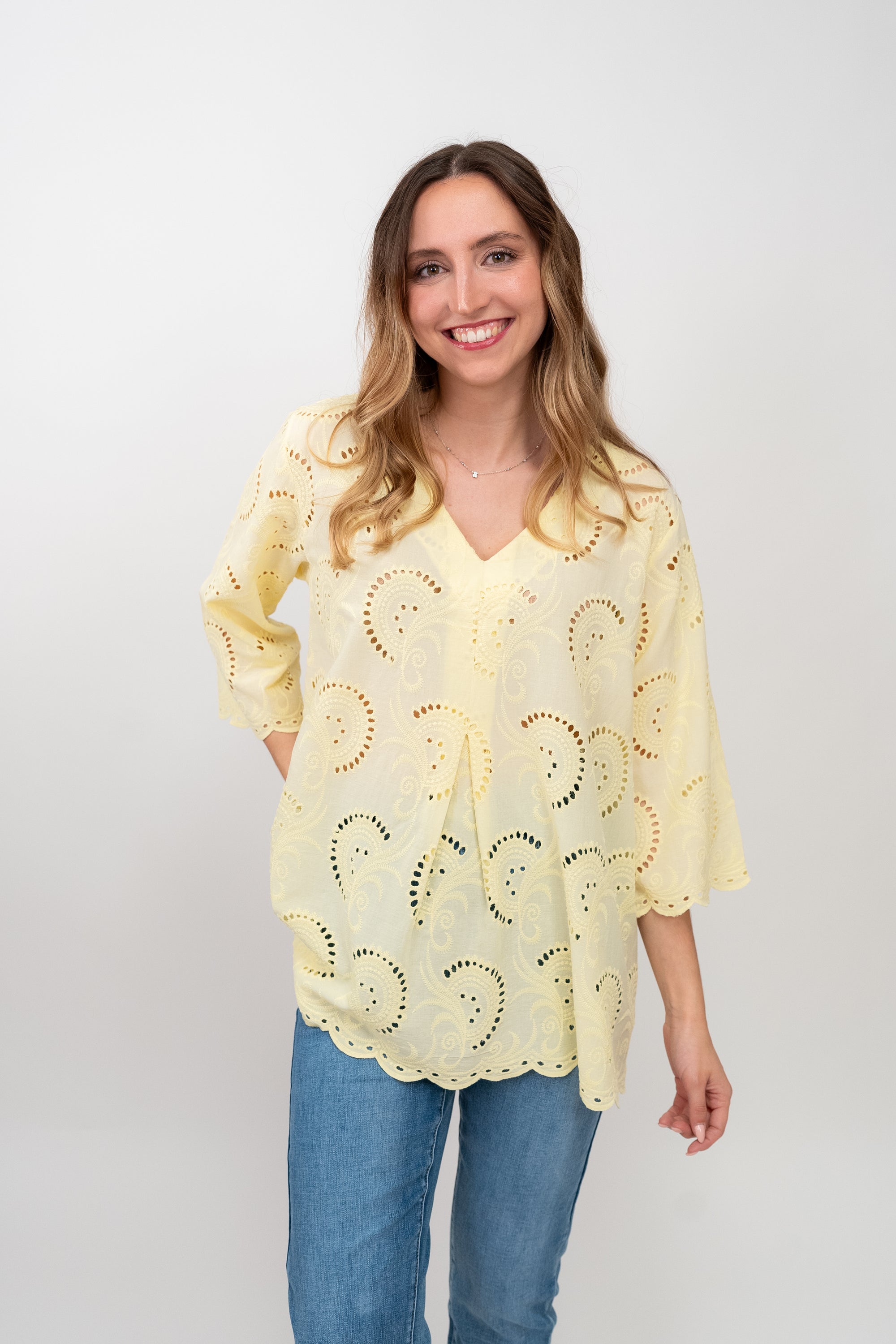 Túnica Estilo Bordado Inglês