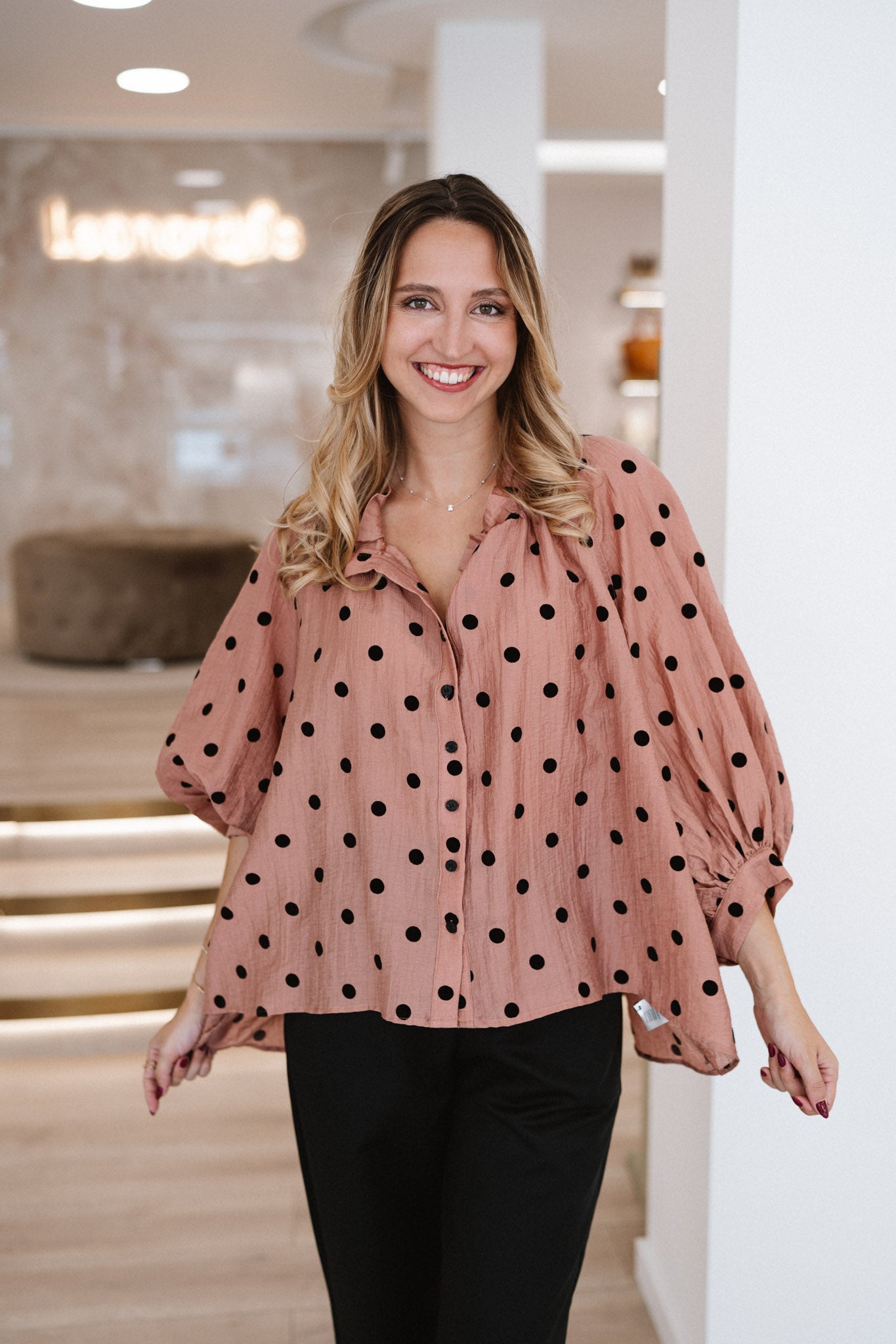 Blusa Oversize de Bolinhas
