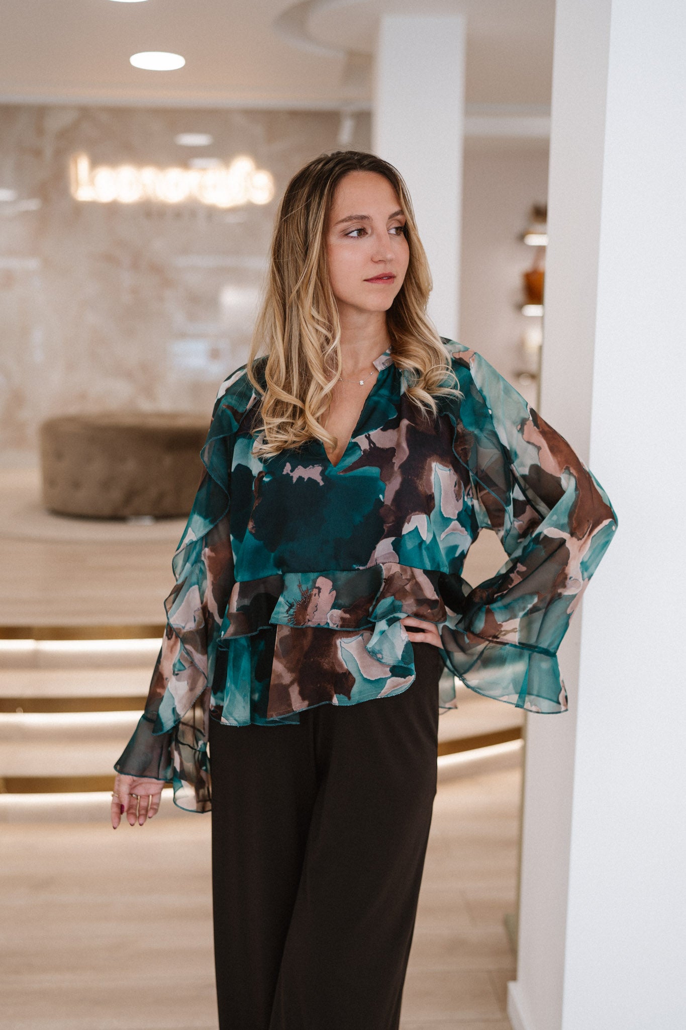 Blusa Estampada com Folhos