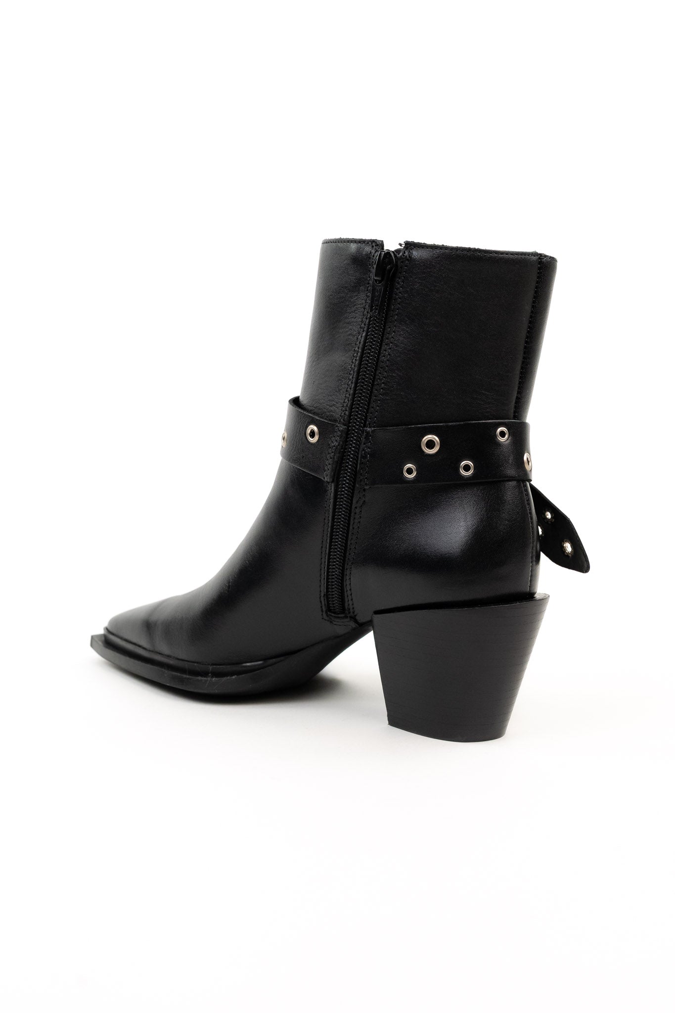 Bota em Pele Estilo Texana
