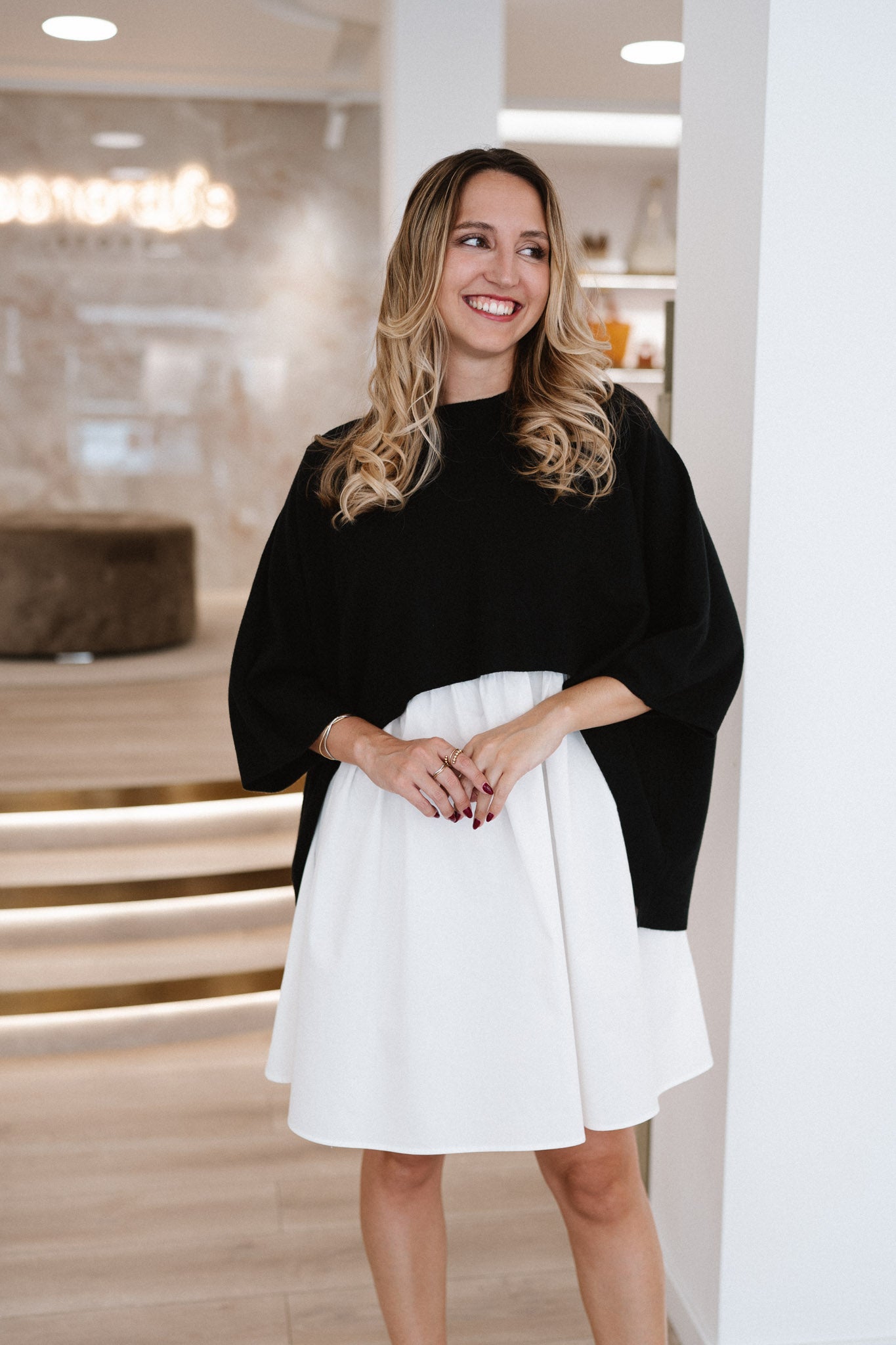 Vestido Curto + Camisola de Malha