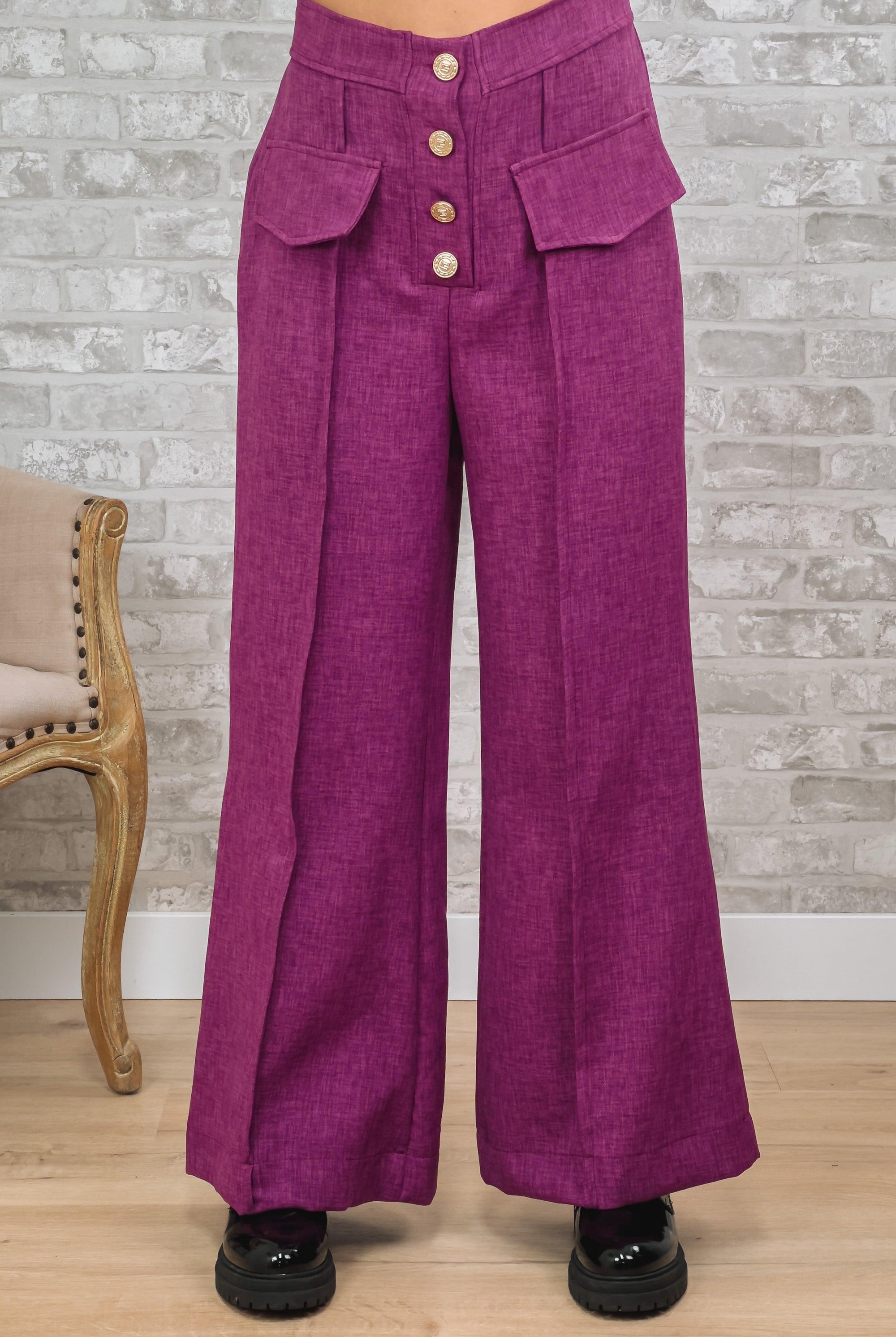 Elegant Trousers with Darts