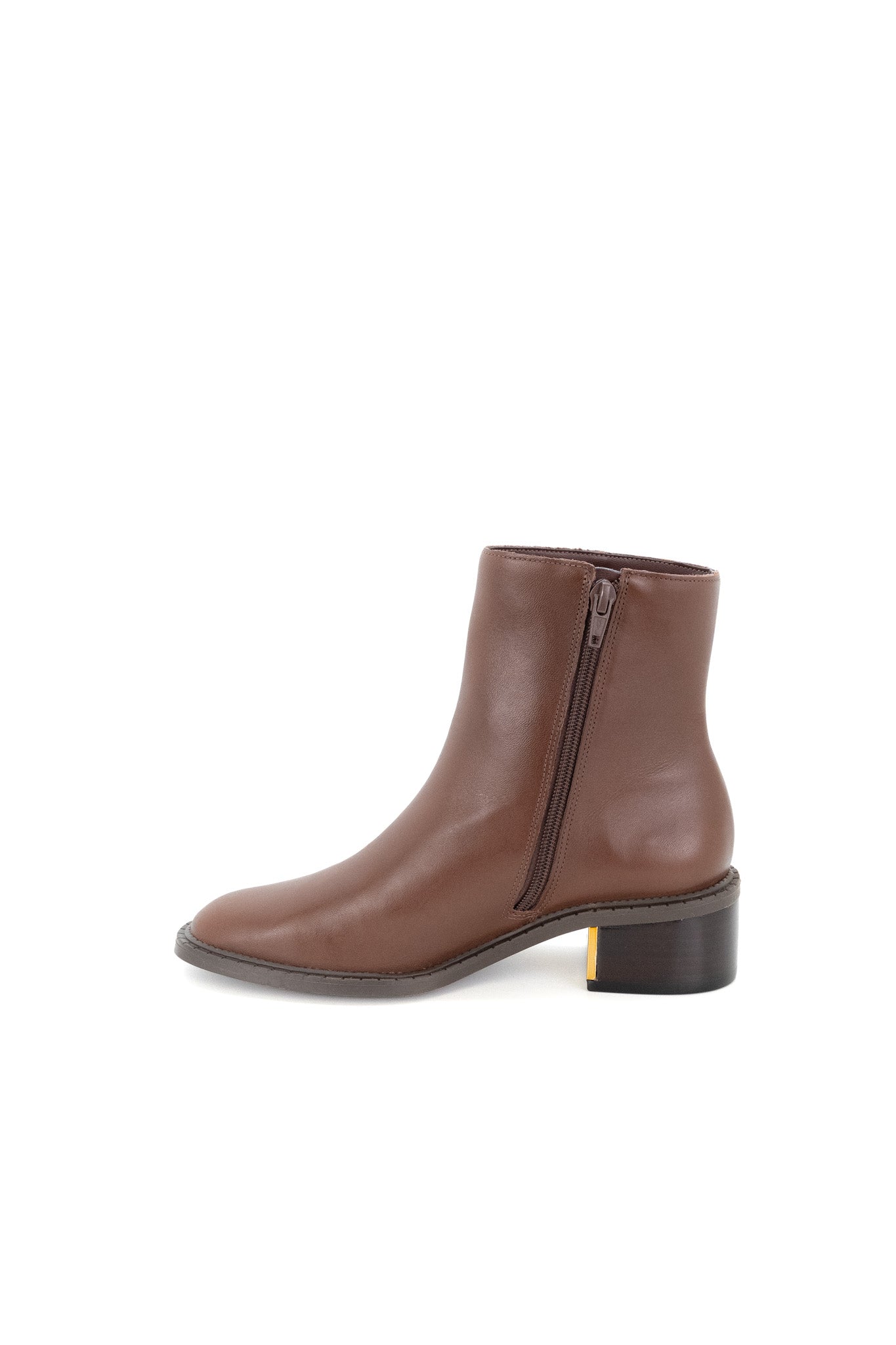 Bota em Pele de Salto Baixo