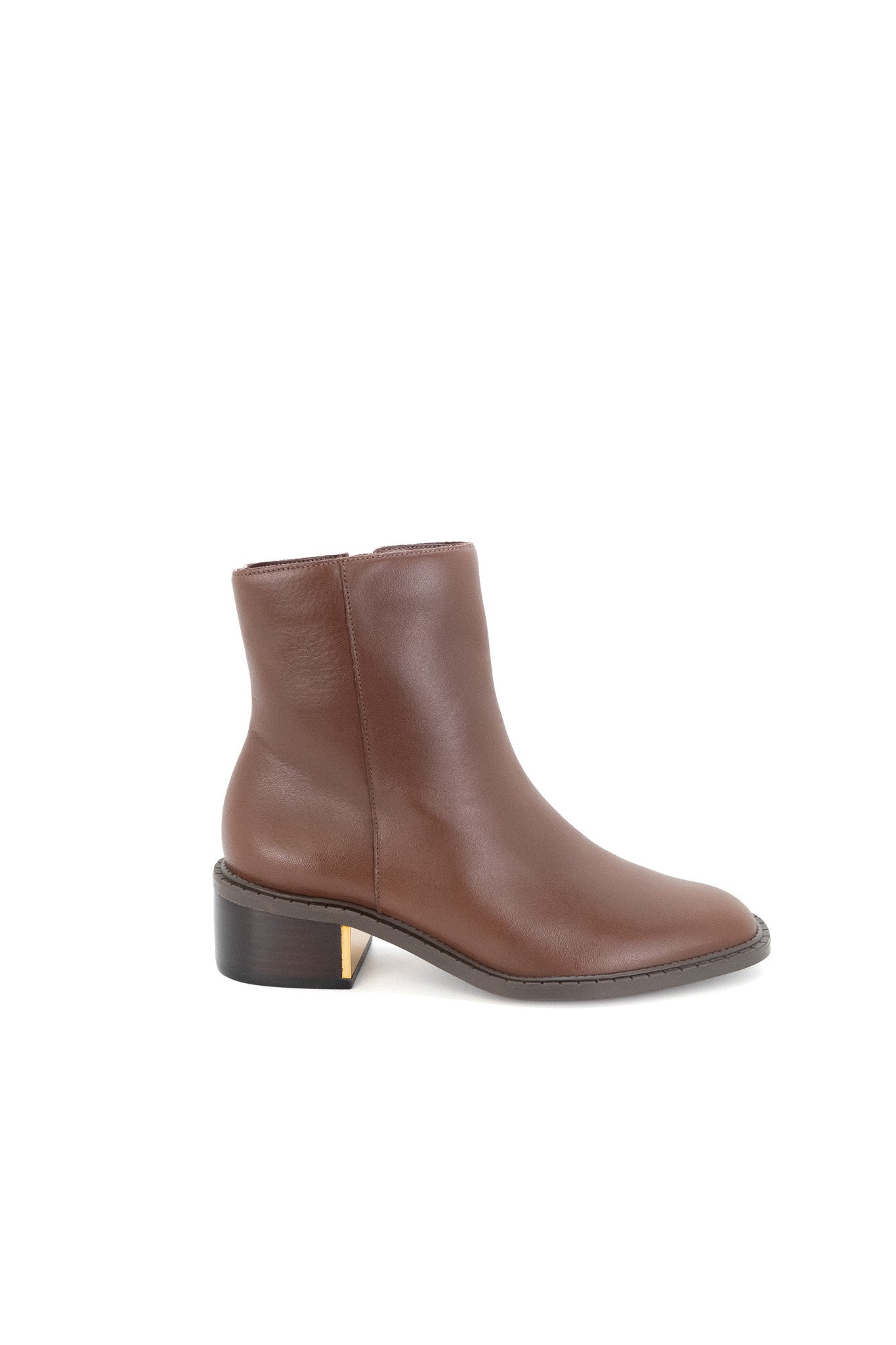 Bota em Pele de Salto Baixo