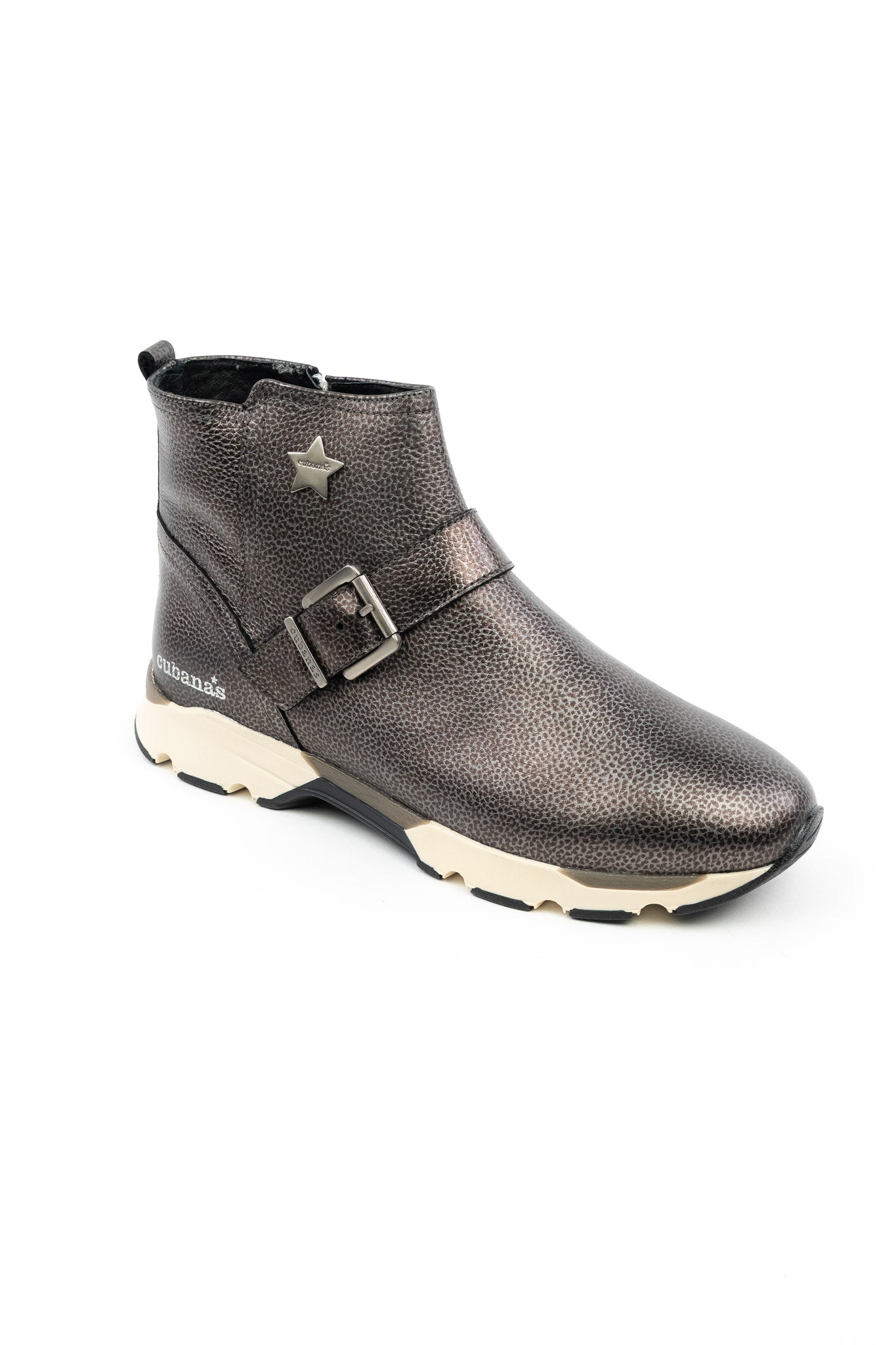 Sapato Desportivo em Pele